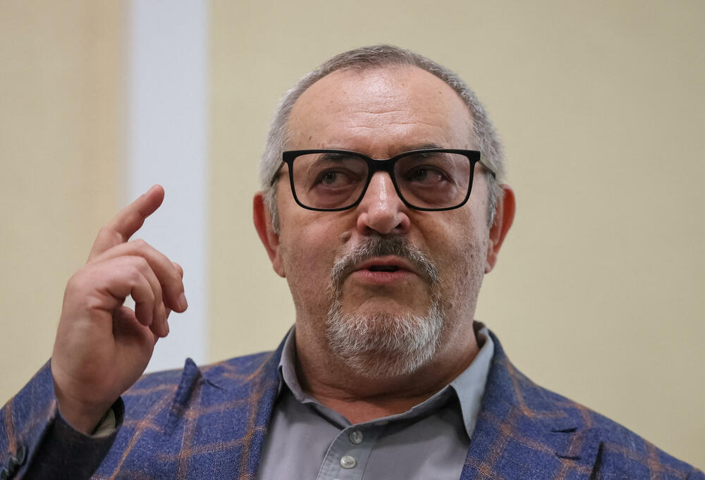 Ruski opozicioni zvaničnik Boris Nadeždin odustaje od kandidature...