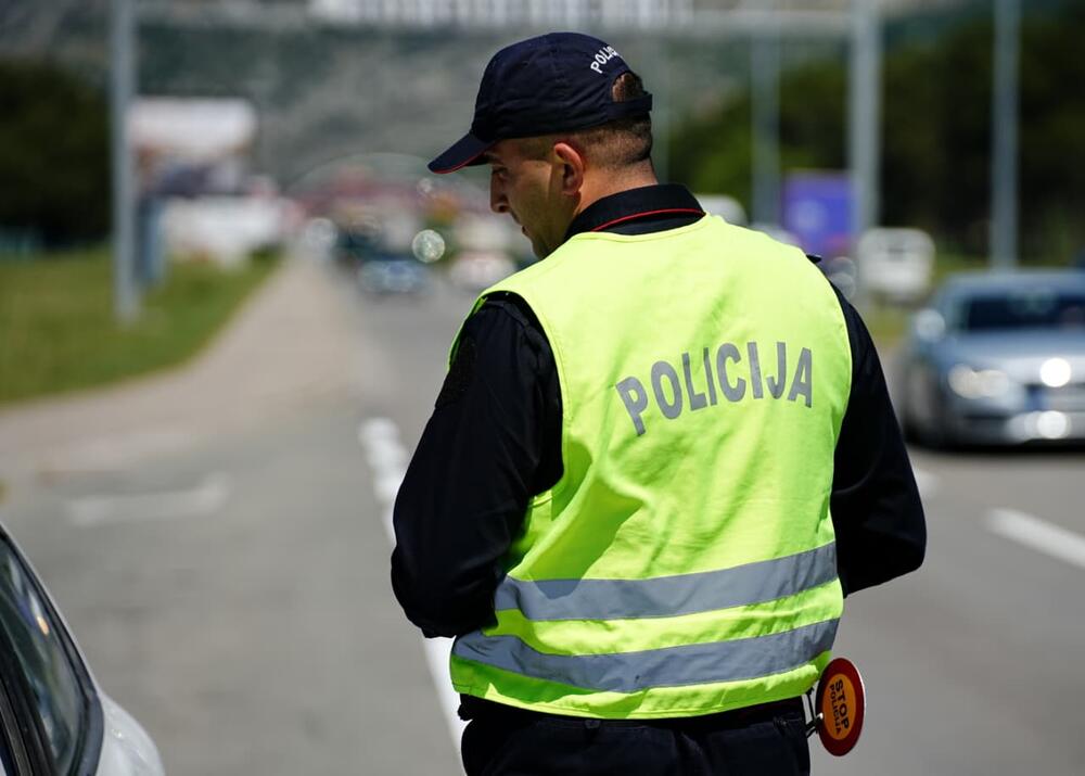 Tokom vikenda uhapšeno 112 vozača, najviše zbog vožnje pod...