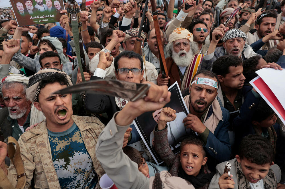 Pristalice Huta na protestu u Sani protiv saudijskih ograničenja, Foto: Reuters