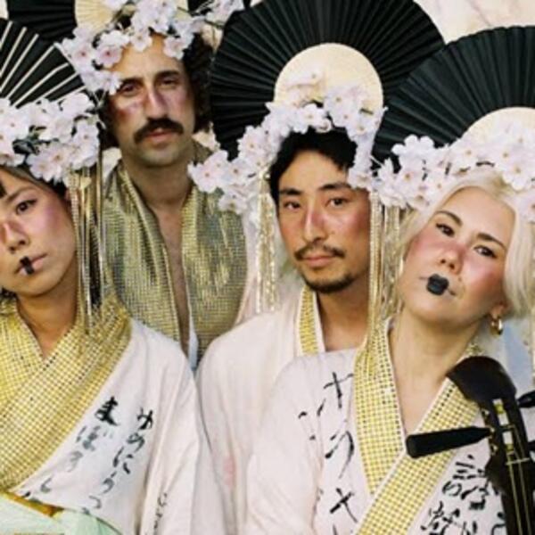 Mitsune, Madmadmad und Jarl Flamara erreichen den Großen Strand