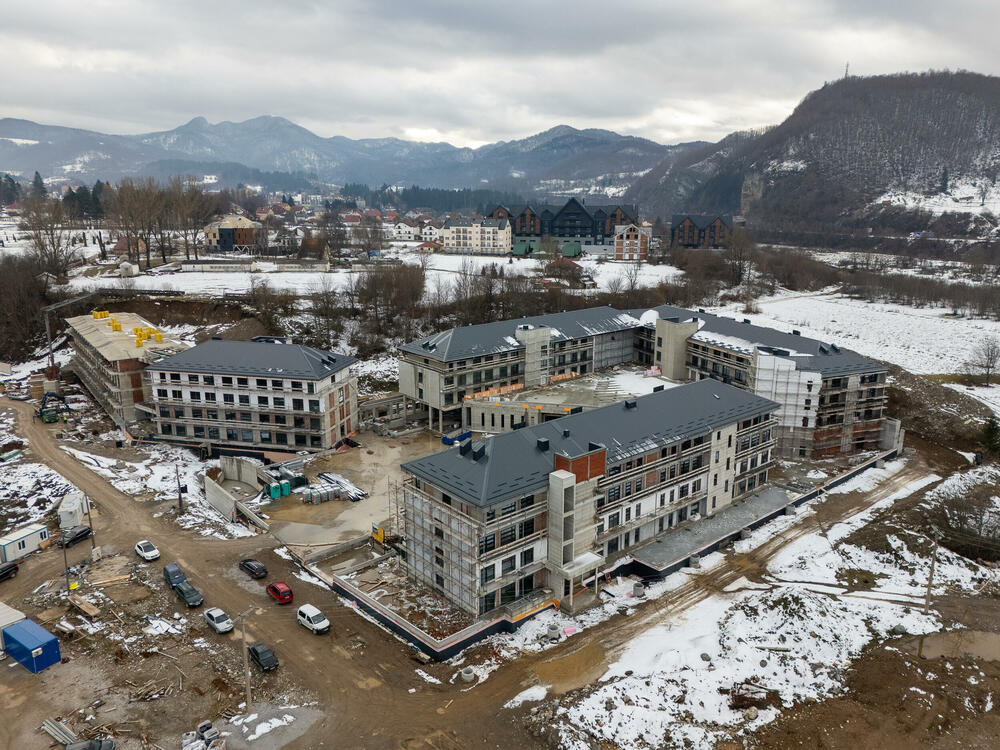 Čekajući vodu i kanalizaciju