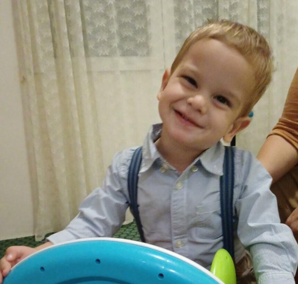 "Budi human": Dvogodišnji Vidak dobiće potrebnu pomoć, sredstva...