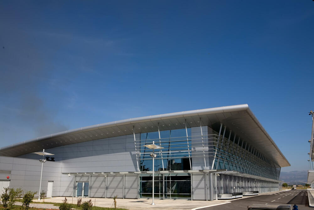 Nađite rješenje, ovako više ne ide: Aerodromi očekuju da Vlada što...