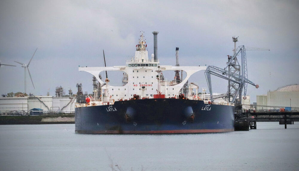 Tanker Layla u Roterdamu 2020.