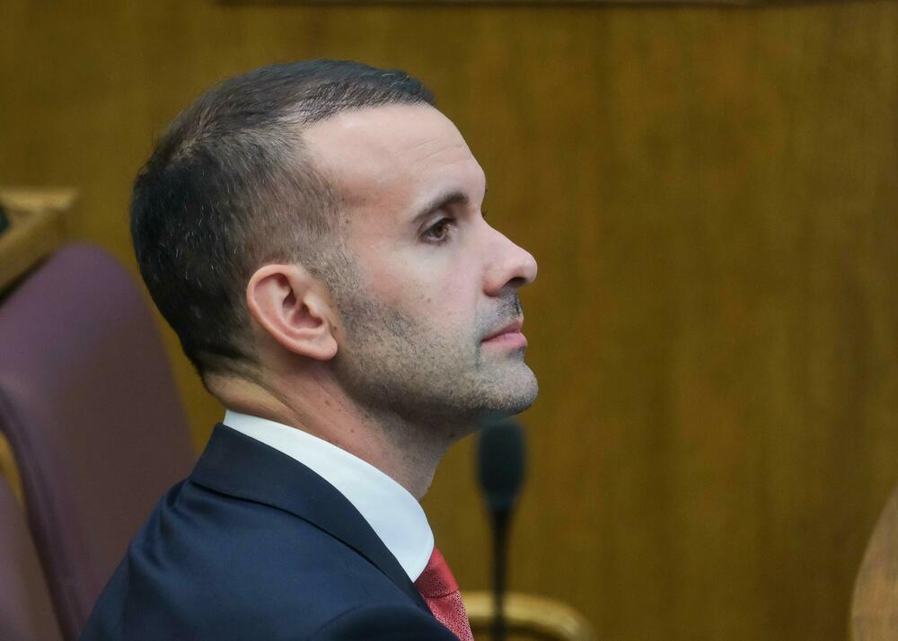 Spajić pobjegao od Mandićevih ministara: Nove akrobacije,...