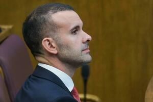Spajić pobjegao od Mandićevih ministara: Nove akrobacije,...