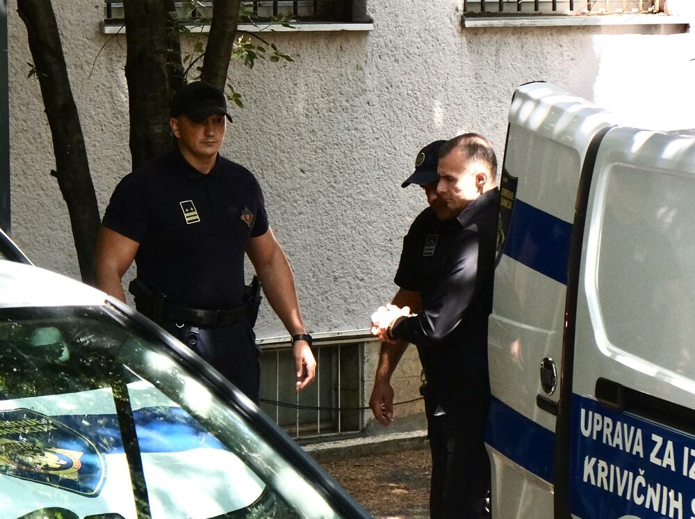 Petar Lazović