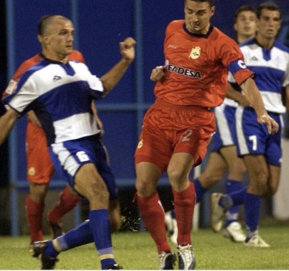 Duel kapitena: Mirko Raičević i Lionel Skaloni na meču Budućnost - Deportivo pod Goricom jula 2005,