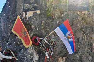 SUBNOR Bara traži uklanjanje trobojke sa spomenika u Virpazaru:...
