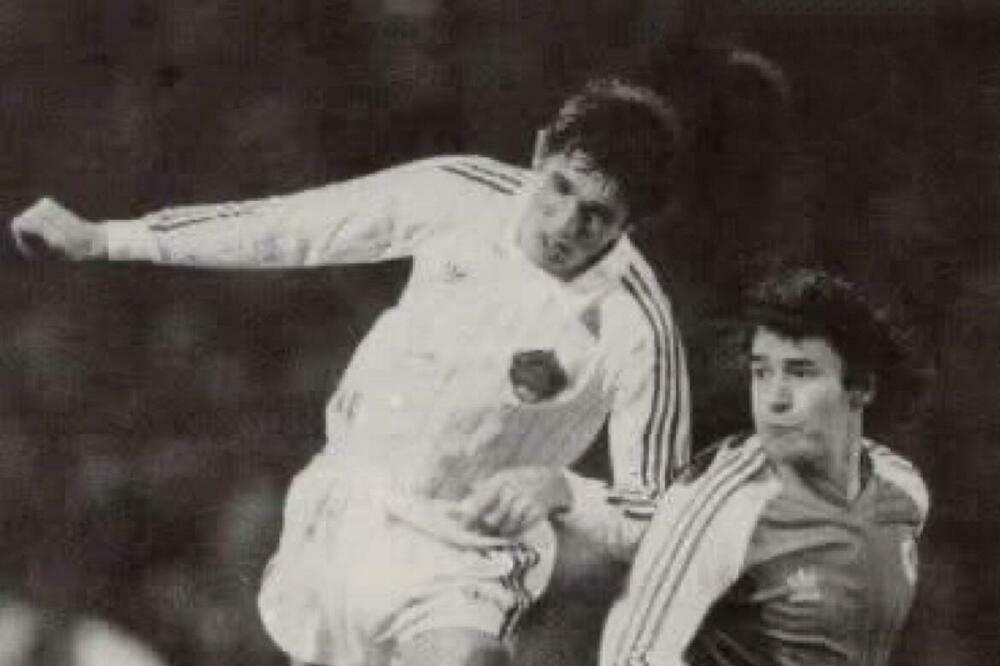 Drobnjak na meču protiv Velsa u Kardifu 1983.