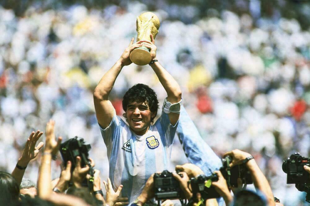 Maradona na tronu 1986., Foto: FIFA