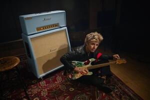 Gitara i pojačalo po mjeri Bilija Džoa Armstronga