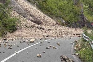 Odron na putu Mojkovac - Žabljak kod Dobrilovine
