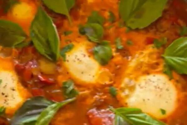 Šakšuka &ndash; mediteranski doručak koji osvaja svijet: Ukusna,...
