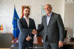 Radulović predao dužnost Zečeviću: "Vjerujem da će se započeti...