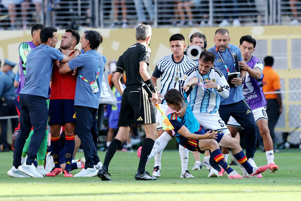 Epilog sukoba na kraju finala SP: Paredes ne igra 10 mečeva, FS...
