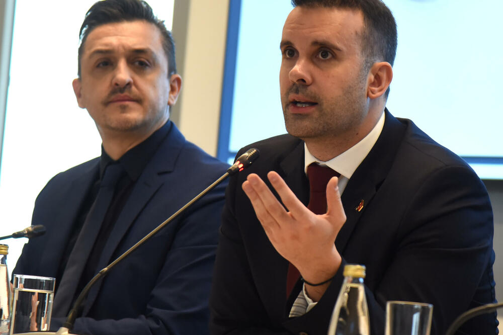 Na naplatu dolazi i prvo zaduženje nove vlasti iz 2020: Vuković i Spajić, Foto: Luka Zekovic
