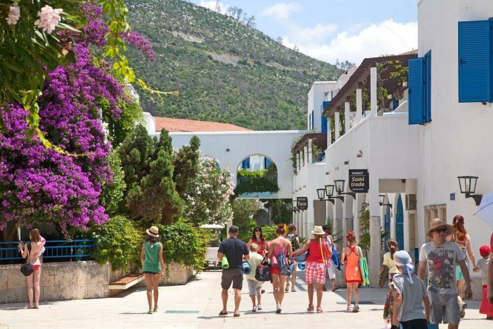 Hotelsko naselje Slovenska plaža