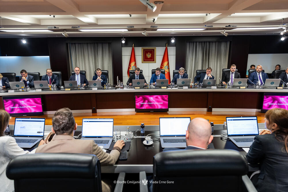 Za eksperte se nije žalilo para: sjednica Vlade Crne Gore, Foto: Đorđe Cmiljanić/Vlada Crne Gore