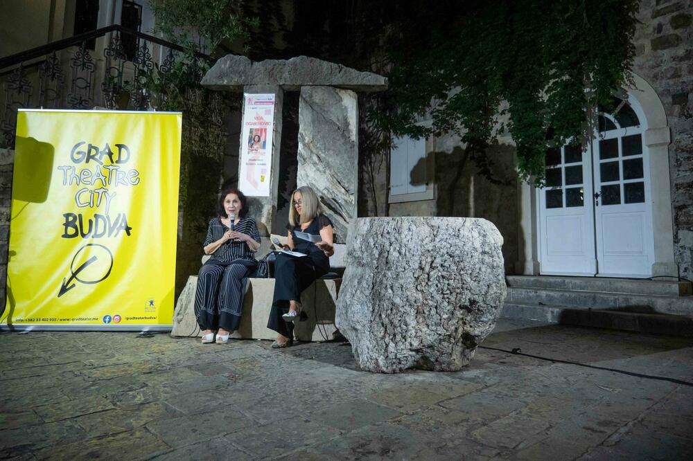 Sa Trga pjesnika, Foto: Grad teatar