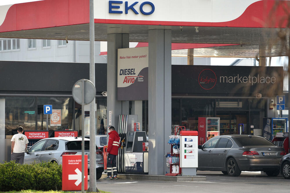 I kriza uticala na rast prodaje: "Jugopetrol", Foto: BORIS PEJOVIC