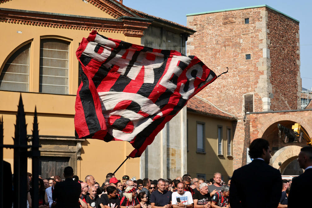 <p>Barezi je preminuo prije četiri dana u 67. godini</p>