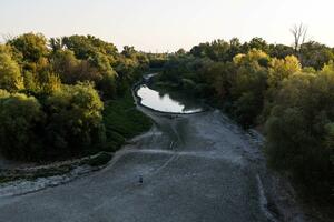 Trka s vremenom na Dunavu: Rumunija gradi nasip, Mađarska čuva...