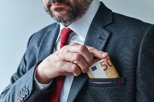 Državljanin Srbije osumnjičen da je utajio više od 40.000 eura...