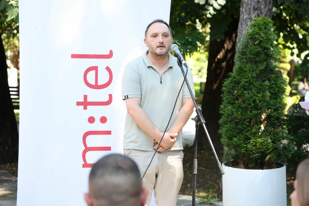 Smailović, Foto: Nova knjiga