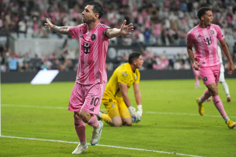 Mesi proslavlja gol, Foto: Reuters