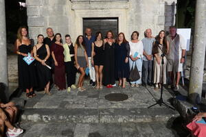 Različita stvaralačka poetika tivatske umjetničke zajednice