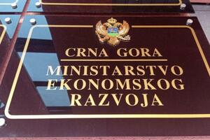 U Kotoru oduzeta roba vrijedna više od 10.600 eura