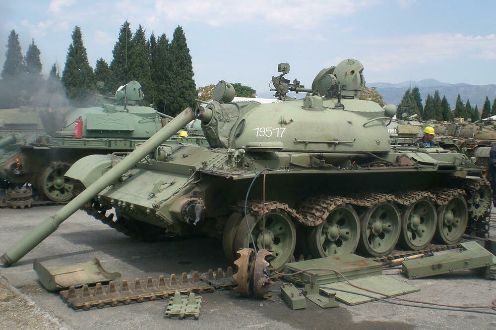 Za 20 godina uništeno 4.085 tona viškova naoružanja i ubojnih sredstava: tenkovi (ilustracija), Foto: osce.org