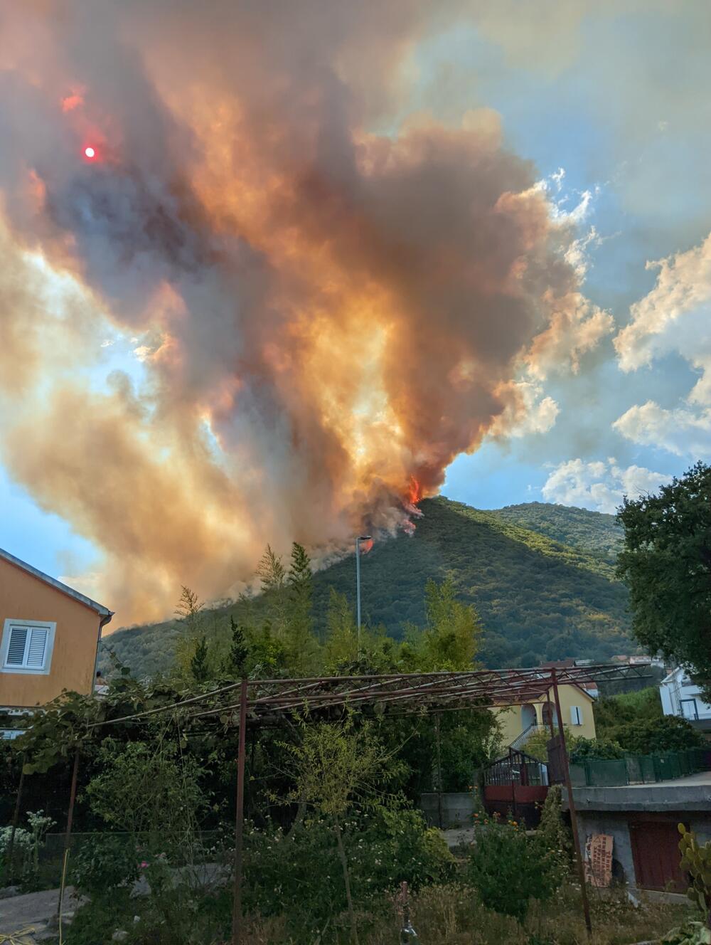 požar Bijela