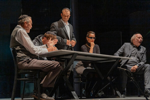 &bdquo;Svaka ptica svome jatu&ldquo; o pitanjima pripadnosti, podjela i...