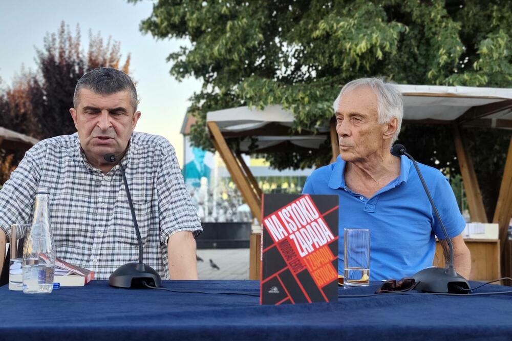 Sa književne večeri, Foto: Goran Malidžan