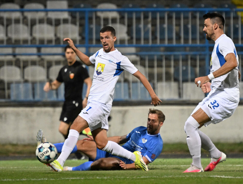 <p>Ulcinjani slavili 4:1 kraj Bistrice i produbili krizu Sutjeske, koja sada dobija zapanjujuće razmjere</p>