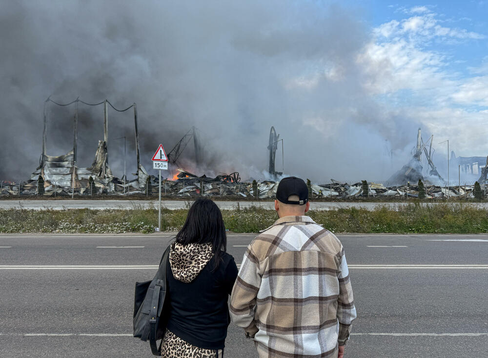 <p>Rusko Ministarstvo odbrane saopštilo je da je širom zemlje oborilo 822 ukrajinska drona</p>