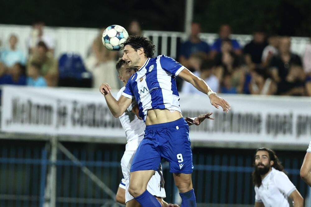 <p>Budućnost osvojila bod na gostovanju Arsenalu (0:0), Mornar u gostima bolji od Mladosti Lob.Bet (3:2), a Petrovac kod kuće savladao Jezero (3:0)</p>