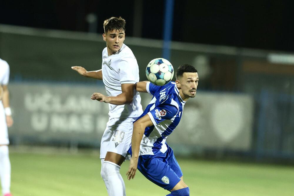 <p>Budućnost osvojila bod na gostovanju Arsenalu (0:0), Mornar u gostima bolji od Mladosti Lob.Bet (3:2), a Petrovac kod kuće savladao Jezero (3:0)</p>