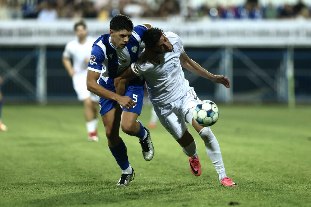 <p>Budućnost osvojila bod na gostovanju Arsenalu (0:0), Mornar u gostima bolji od Mladosti Lob.Bet (3:2), a Petrovac kod kuće savladao Jezero (3:0)</p>