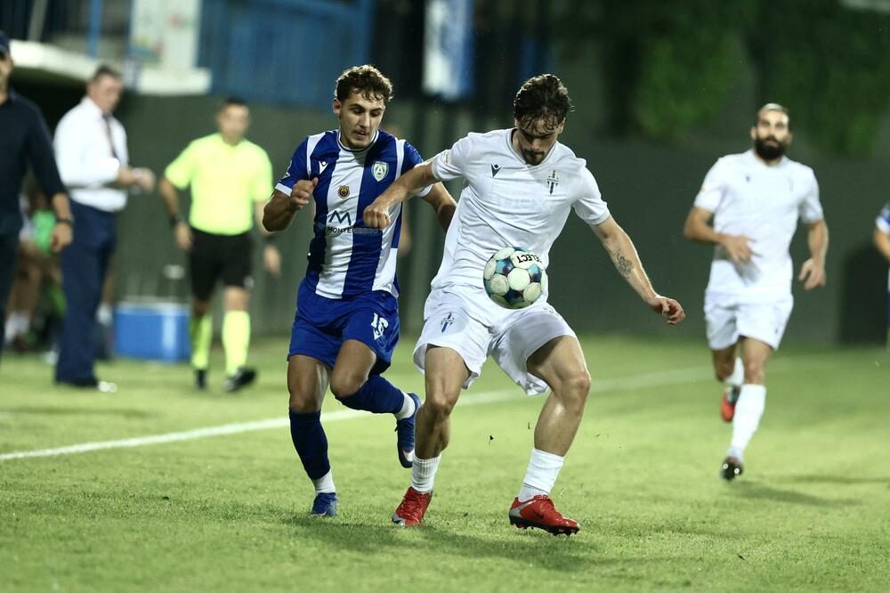 <p>Budućnost osvojila bod na gostovanju Arsenalu (0:0), Mornar u gostima bolji od Mladosti Lob.Bet (3:2), a Petrovac kod kuće savladao Jezero (3:0)</p>