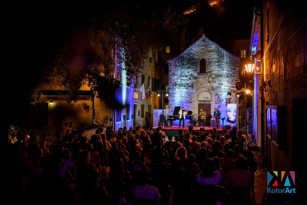 Sa jedne od festivalskih večeri