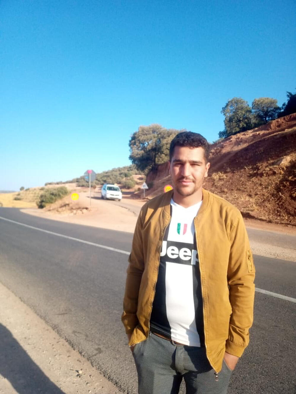 Ajub Akbili