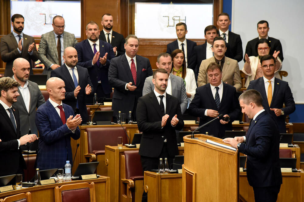 Ko je spreman da ga testiraju: Spajićev kabinet na sjednici iz 2024. na kojoj je rekonstruisan, Foto: Luka Zeković