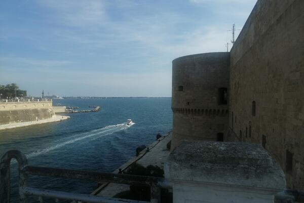Taranto - grad dva mora na vrhu italijanske štikle