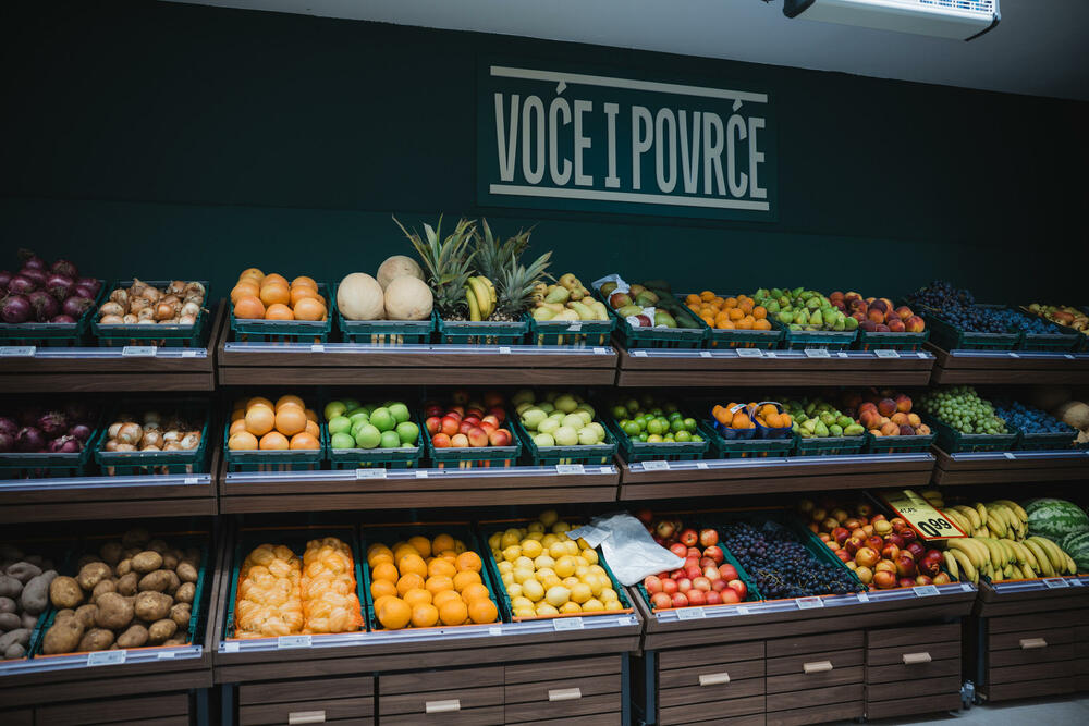 <p><em>Otvaranje je označilo početak novog poglavlja za jednu od poznatih Aroma lokacija u Podgorici, koja nakon renoviranja nastavlja da bude dio svakodnevnog života centra grada.</em></p>