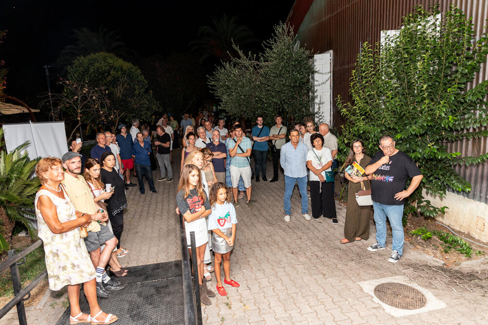<p>Izložbom &bdquo;Hotel Inex: Nakon Zlatne obale&ldquo; autorke Maše Seničić zaokružen je bARS program 39. festivala &bdquo;Barski ljetopis&ldquo;.</p>