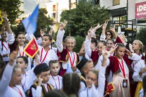 Međunarodna smotra folklora u Tivtu okupila preko 300 djece