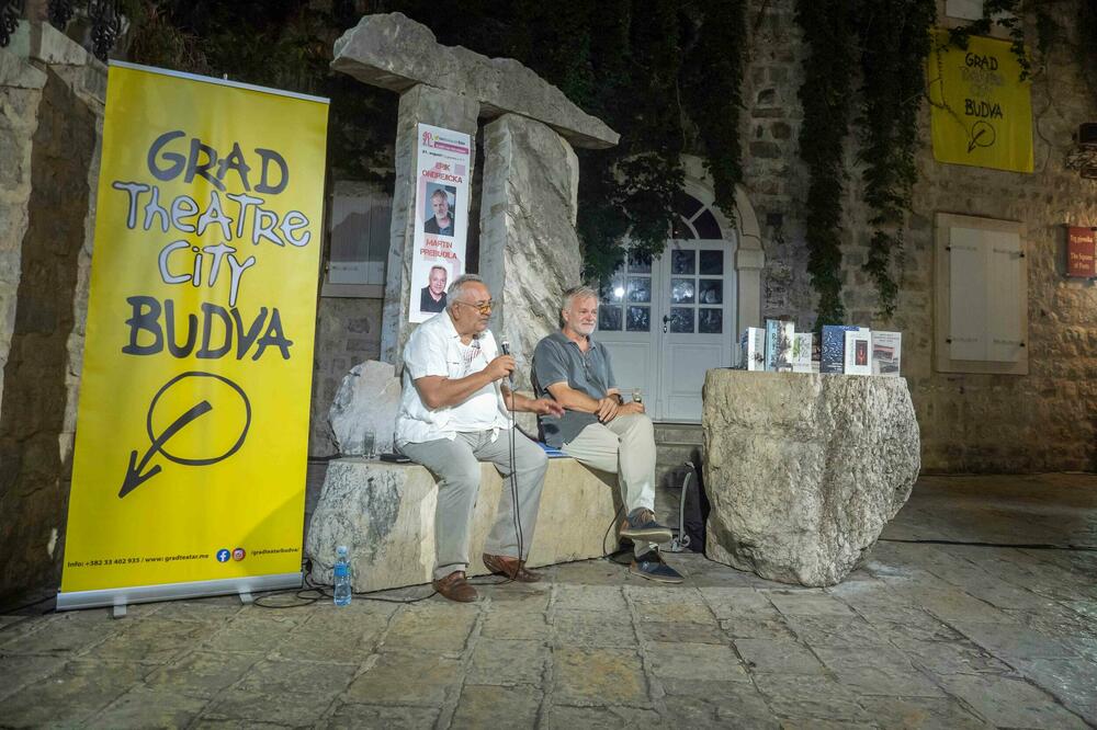 Sa Trga pjesnika, Foto: Grad teatar